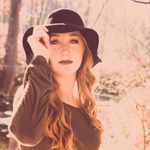 H&M Black Floppy Hat